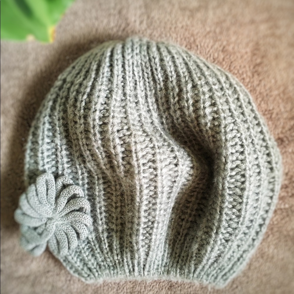 Gray Knit Slouchy Beanie